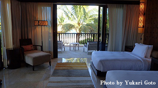 3-bedroom Ocean Pool Villaの2階のベッドルーム