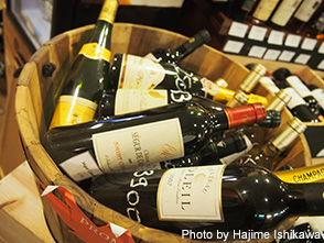 ヌメアのアルコール販売の規制はワイン専門店には適用されない。ワインを飼いたい場合は専門店へ行こう！（専門店でも他のアルコールは規制され、ワインしか買えない）