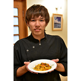 イタリアンレストランで修業してきた齊藤海静シェフが持っているの週替わりのパスタ（1,200円）。本格的なイタリアン♪