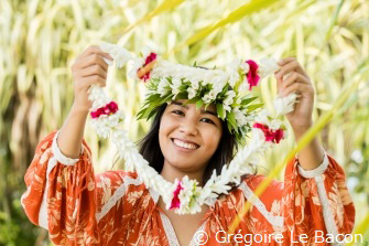 タヒチ流のあたたかい“おもてなし”と、人懐こい笑顔に癒される