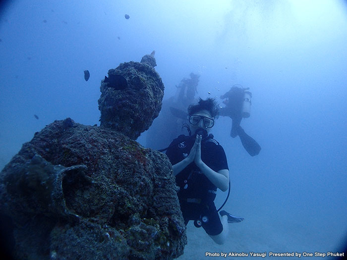 「Siam Bay」には仏像も沈められている