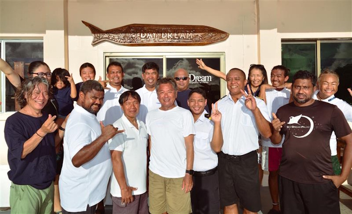 デイドリームパラオと龍馬Ⅰのスタッフ大集合１　前列中央が秋野さん