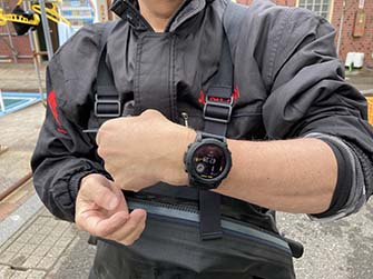 GARMIN】ガーミン Descent G1 Dual Power ダイコン | neumi.it