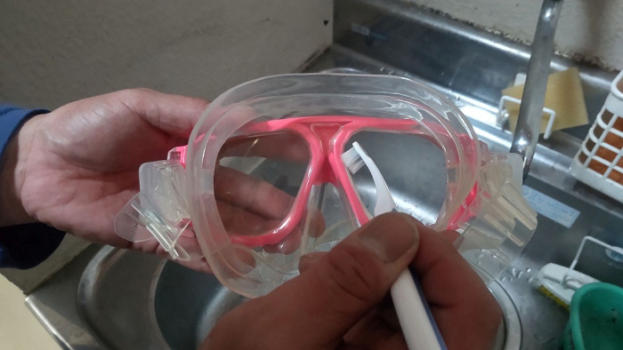 マスクやフィン、スノーケルは自分でもメンテナンスが可能です