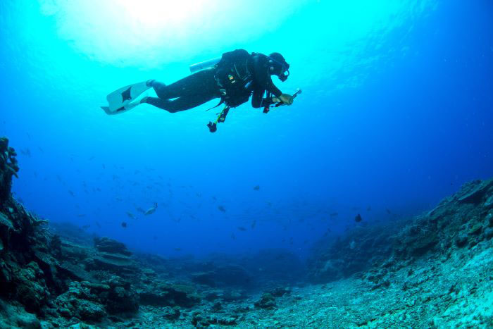 「浮力」の正体は、上下の水圧の差