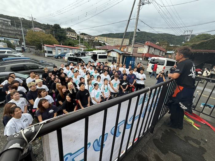 《ブルーアンドスノー ダイビングスクール》高橋秀嘉さんを先頭に、エシカルダイビングへの意識を高めています