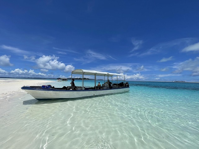 Photo by Yoshio Hori, Aquamagic Palau