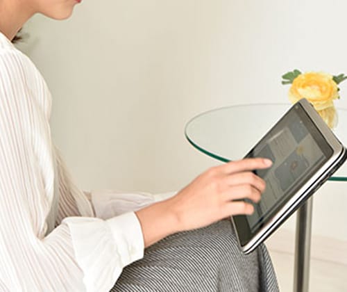いつでもどこでもスマホやパソコンがあれば可能なeラーニング