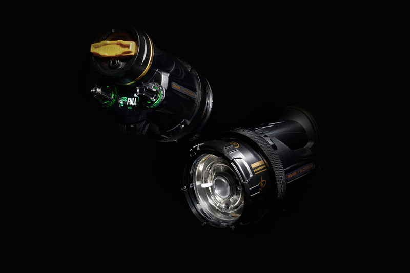 SEA&SEAから次世代型水中ストロボ「YS-D130R」が発売