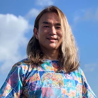 佐野誠一郎さん
美しくて華やかなハナダイワールドをありのままに写すハナダイ写真家

