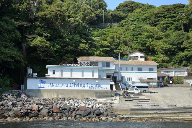 東伊豆・赤沢ダイビングセンターで、一緒に働く仲間を探しています!<br />
お客様との出会いを大切にしながら、楽しく働ける環境です。<br />
経験者はもちろん、未経験からのスタートも歓迎!